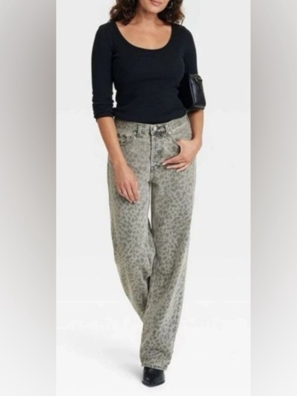 Universal Thread Leopard Straight Leg Jeans - Picture 5 of 5